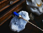 Charger l&#39;image dans la galerie, Baguette à cheveux Lapis Lazuli (fine) - Laiton &amp; Bronze
