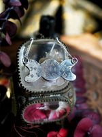 Charger l&#39;image dans la galerie, Réservé - Collier Triple Lune - Quartz, Verre, Argent 925
