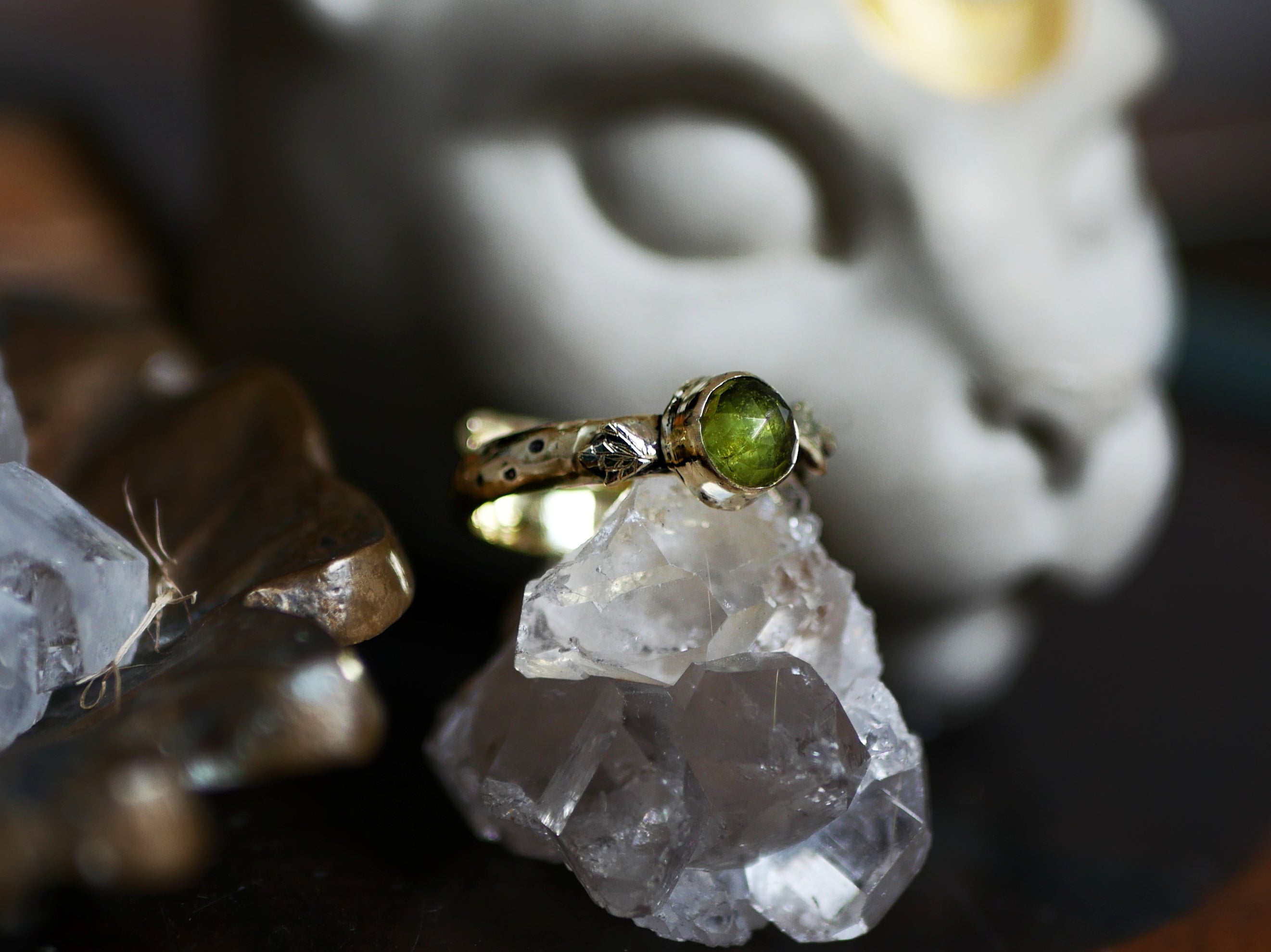 Bague réglable Vésuvianite - Laiton