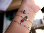 Charger l&#39;image dans la galerie, Bracelet &quot;Wonderland&quot; II - Grenat Rouge - Argent 925
