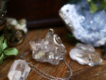 Charger l&#39;image dans la galerie, Réservé Camille S. - Collier Lune - Pépite d&#39;argent 925 &amp; Laiton
