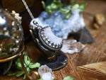 Charger l&#39;image dans la galerie, Collier Lune - Cristal de Roche - Argent 925
