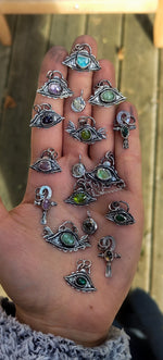 Charger l&#39;image dans la galerie, Amulette Pépite Lune - Argent 925 &amp; Laiton
