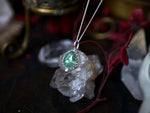 Charger l&#39;image dans la galerie, Collier &quot;Simple&quot; Kyanite Verte II - Argent 925
