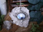 Charger l&#39;image dans la galerie, Talisman réversible - Pierre de Lune &amp; Topaze bleue - Argent 925
