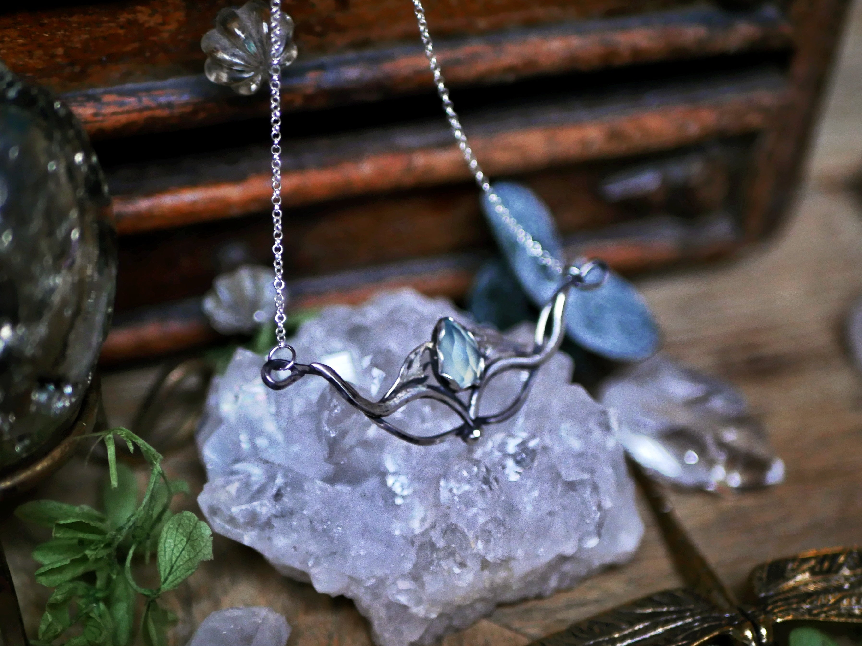 Collier Art Nouveau V - Calcédoine & Argent 925