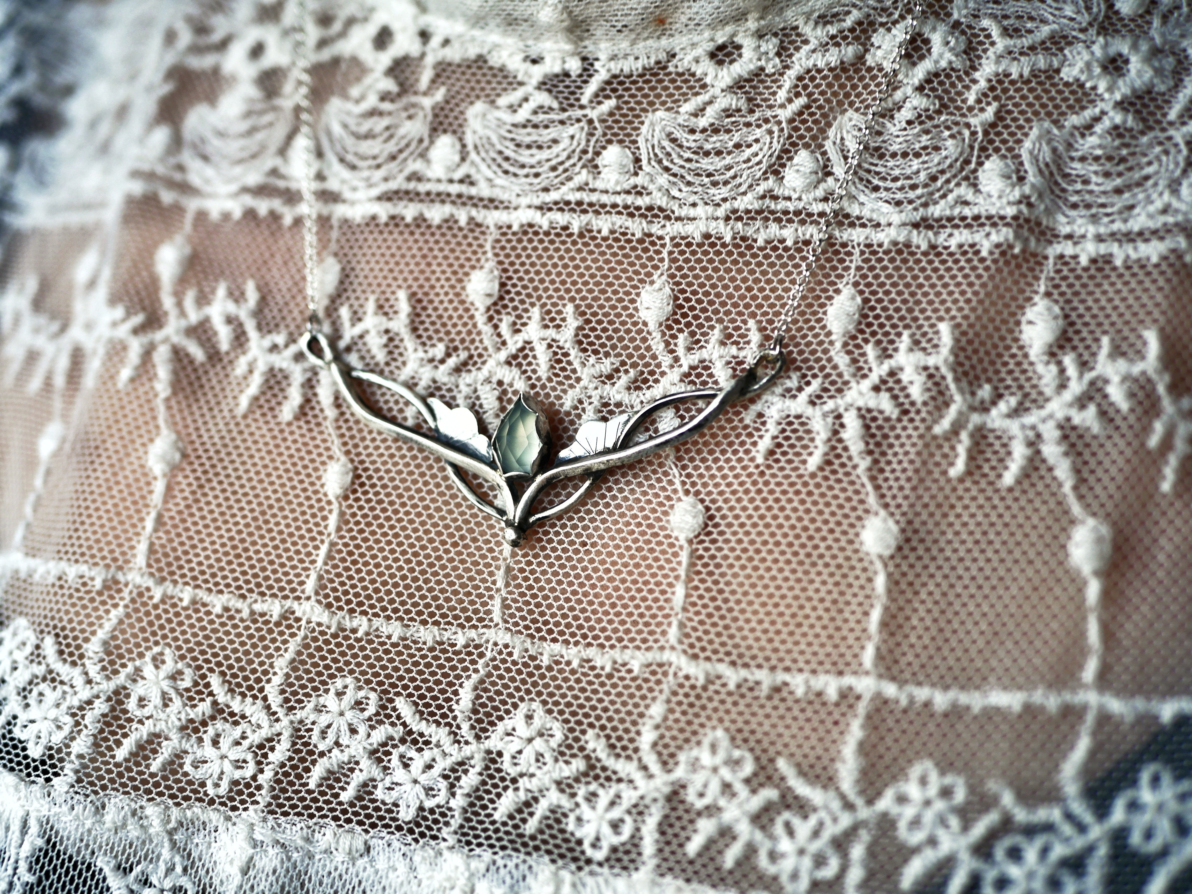 Collier Art Nouveau VI - Calcédoine & Argent 925