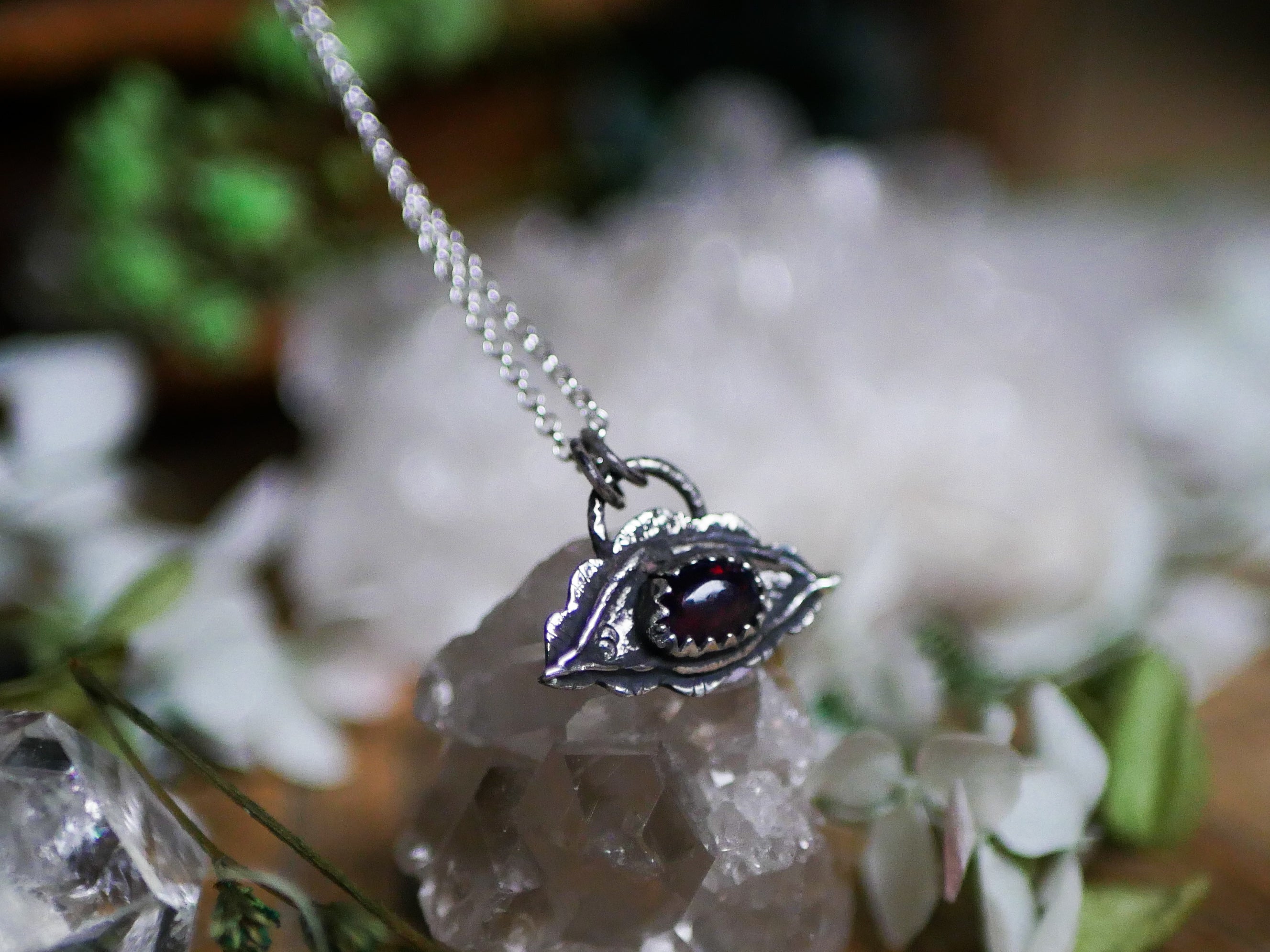 Amulette Oeil IV - Opale noire & Argent 925