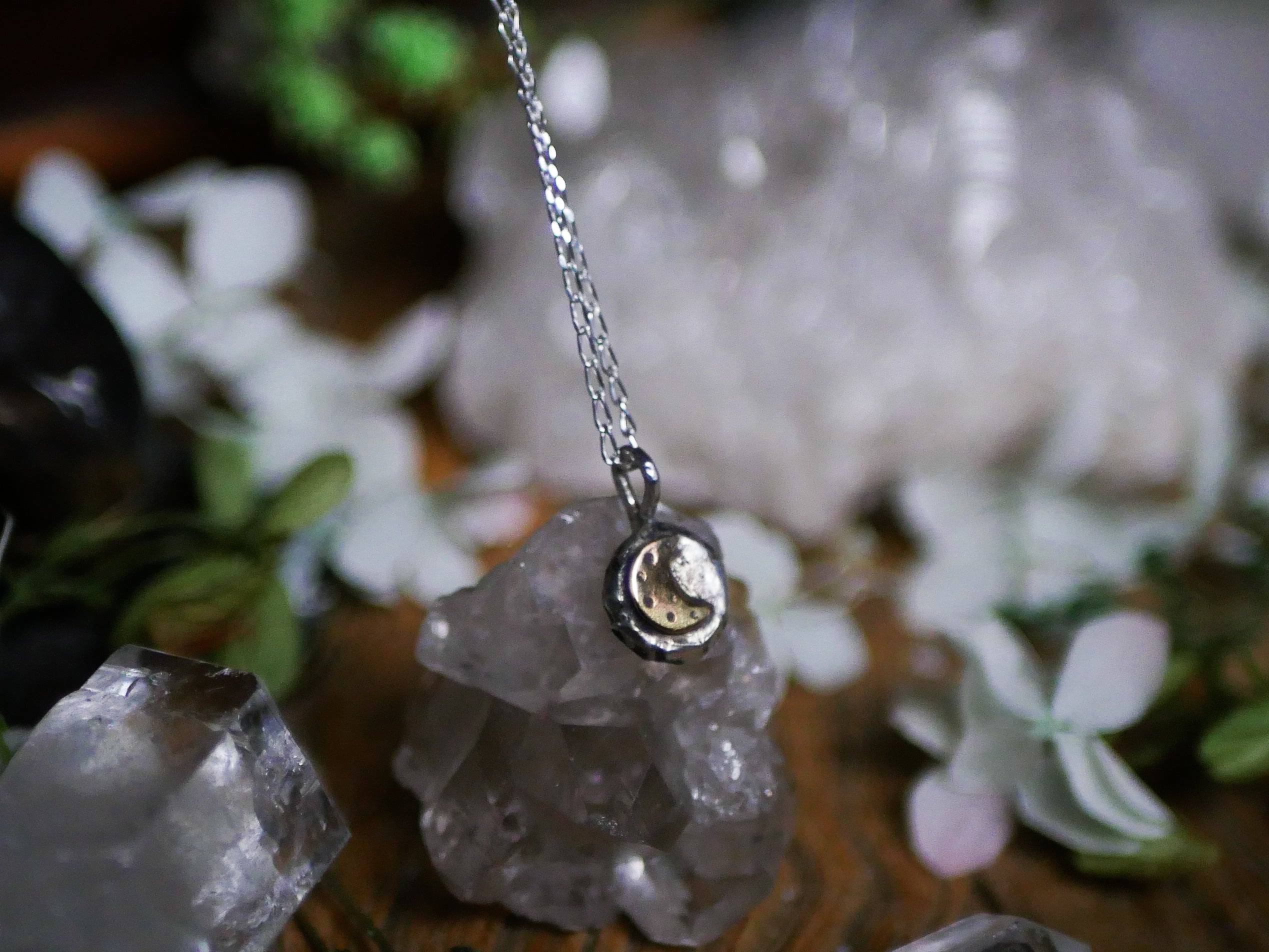 Amulette Pépite Lune - Argent 925 & Laiton