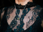Charger l'image dans la galerie, Amulette Oeil II - Péridot &amp; Argent 925
