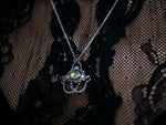 Charger l&#39;image dans la galerie, Amulette Oeil XI - Péridot &amp; Argent 925
