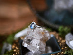 Charger l'image dans la galerie, Bague fine réglable Labradorite - Argent 925
