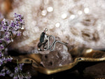 Charger l'image dans la galerie, Bague Art Nouveau Pt. II - Kyanite verte &amp; Argent 925
