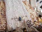 Charger l'image dans la galerie, Collier Art Nouveau Pt. II - Kyanite teal &amp; Argent 925
