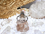 Charger l'image dans la galerie, Bague Éclats des Abysses - Quartz Fluorine - Argent 925
