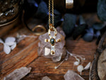 Charger l'image dans la galerie, Amulette Croix de Ankh - Émeraude - Vermeil
