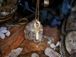 Charger l'image dans la galerie, Amulette Croix de Ankh - Émeraude - Vermeil
