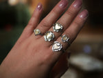 Charger l'image dans la galerie, Bague Ex-Voto II - Argent 925 &amp; Laiton
