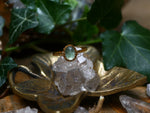 Charger l'image dans la galerie, Bague fine réglable Kyanite verte - Vermeil
