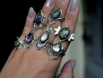 Charger l'image dans la galerie, Bague Elfique VII - Vésuvianite - Argent 925
