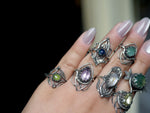 Charger l'image dans la galerie, Bague Elfique II - Opale Noire - Argent 925
