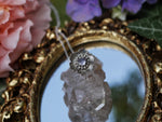 Charger l'image dans la galerie, RÉSERVÉ EGLANTINE - Collier Jardin des Rêves VI - Zircon mauve
