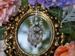 Charger l'image dans la galerie, Collier Jardin des Rêves III - Péridot, Kyanite, Calcédoine
