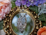 Charger l'image dans la galerie, Collier Jardin des Rêves III - Péridot, Kyanite, Calcédoine
