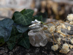 Charger l'image dans la galerie, RÉSERVÉE NADIA - Bague Fleur Moissanite
