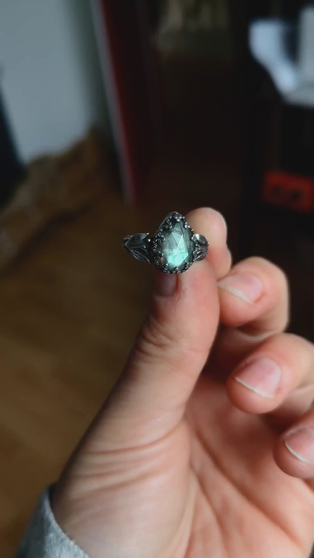 Réservée Damian - Bague Labradorite & Feuilles - Argent 925