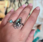 Charger et lire la vidéo dans la visionneuse de la Galerie, RÉSERVÉE - Bague Elfique - Ormeau &amp; Quartz - Argent 925
